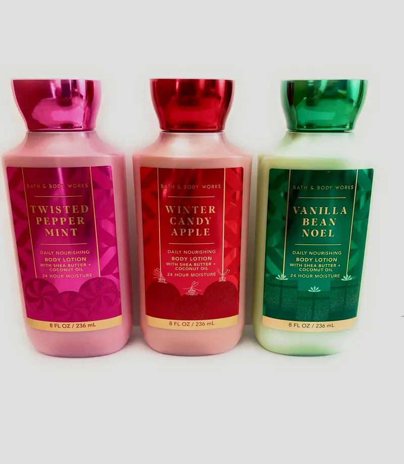 Bath & Body Works Holiday Traditions – Ensemble de 3 Lotions Corps 8 oz (Vanilla Bean Noel, Winter Candy Apple, Twisted Peppermint)