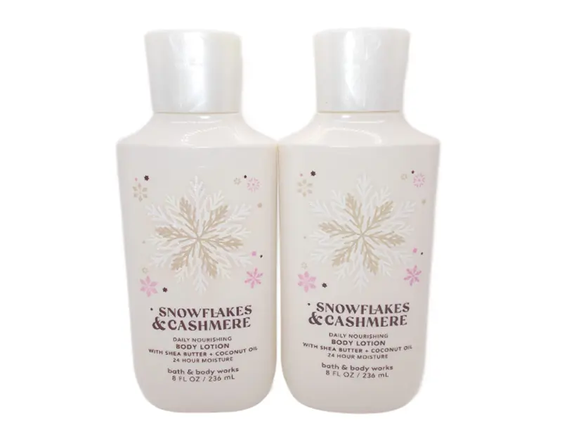 Bath & Body Works Snowflakes & Cashmere – Ensemble Lait Hydratant Doux 2x8 oz, Cadeau pour Femmes