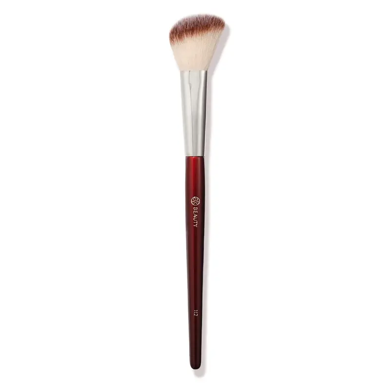 BK BEAUTY 112 Pinceau Anglé Visage Petit – Précision Douce pour Blush et Éclat Subtil