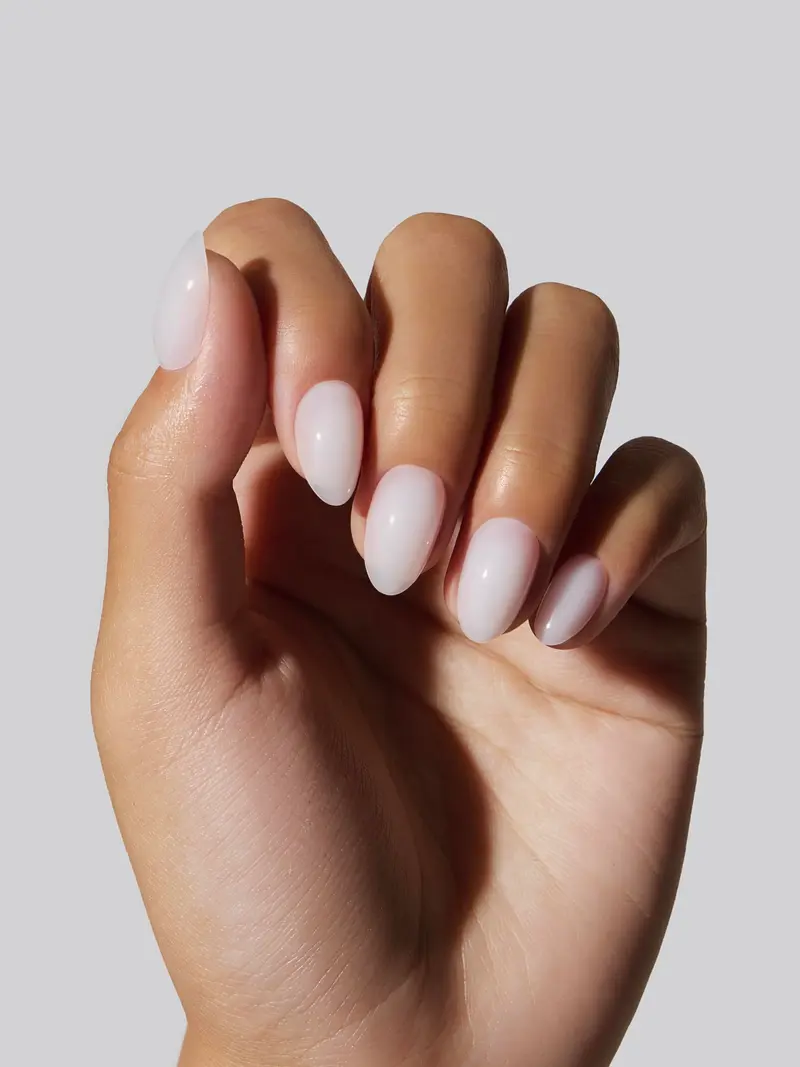 Celebritips Ongles Press On Salon U-ltimate™ | Teinte lait translucide, Amande Extra-Courte, Réutilisables | Kit 32 Ongles, 16 Tailles – Colle et Onglets Adhésifs