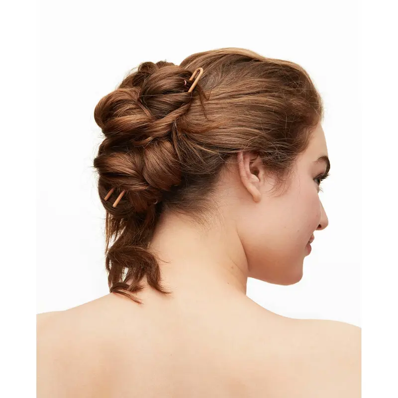 Day Rate Beauty Petite Pin Puissance – Pin en U 5,5 po pour chignons et coiffures relevées – Revêtement nylon, Anti-accrochage, Sûr pour les cheveux – Fabriqué aux États‑Unis (Camel)