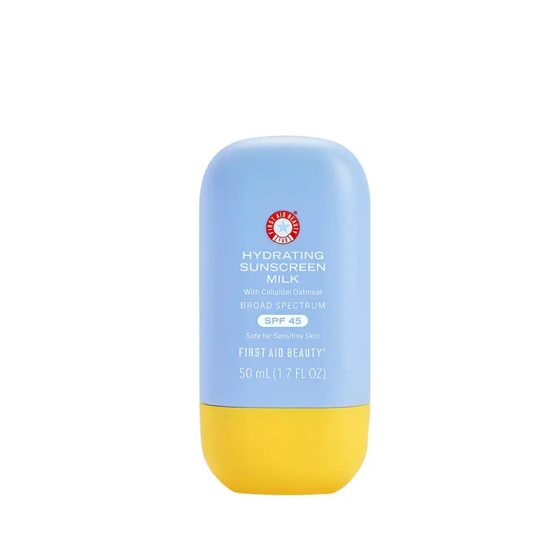 First Aid Beauty – Lait Solaire Hydratant SPF45 avec avoine colloïdale et filtres UV organiques – Hydratation 24h – 1,7 oz
