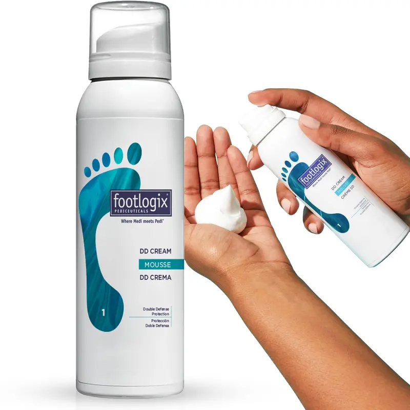 FOOTLOGIX DD Cream Mousse – Soin Hydratant Moussant pour Pieds, 4,23 oz