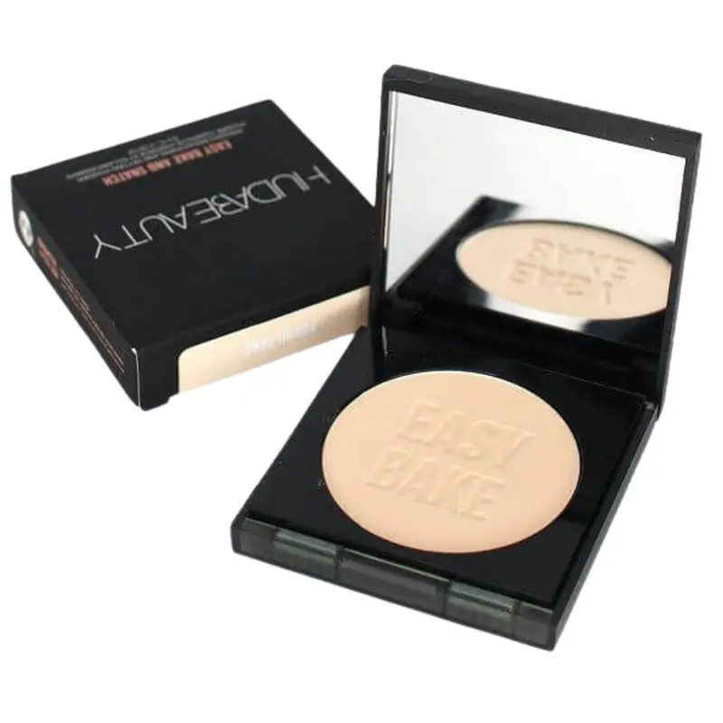 HUDA BEAUTY Easy Bake et Snatch Poudre Pressée Sans Talc Poundcake — Teint Clair à Moyen