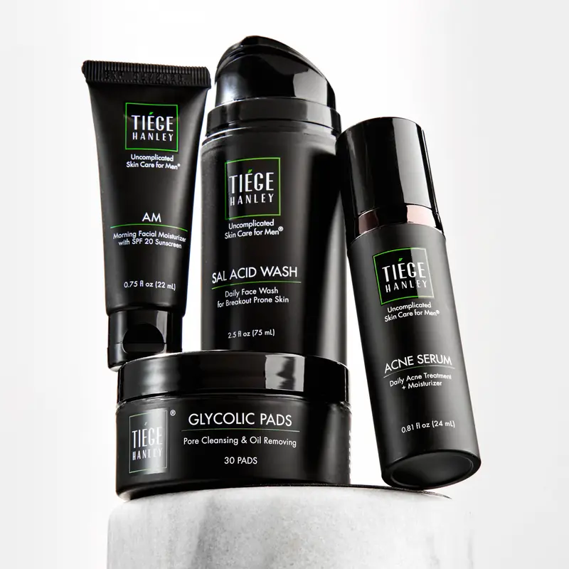 Kit Traitement Anti-Acné Tiege Hanley – Routine Avancée Niveau 2 pour Hommes (Lavage à l’acide salicylique, Tampons glycoliques, Sérum et Hydratant) – 4 Pièces