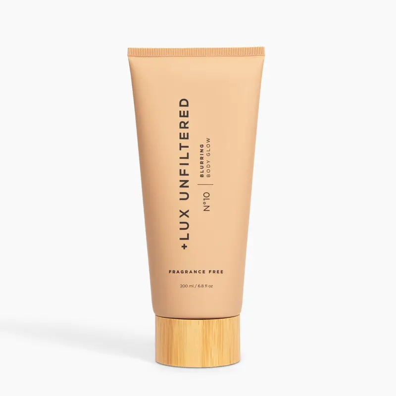 Lux Unfiltered N°10 Blurring Body Glow Lotion – Éclat corporel instantané qui floute les imperfections et hydrate avec beurre de karité, squalane et vitamine C – Végan, Sans cruauté, Sans parfum