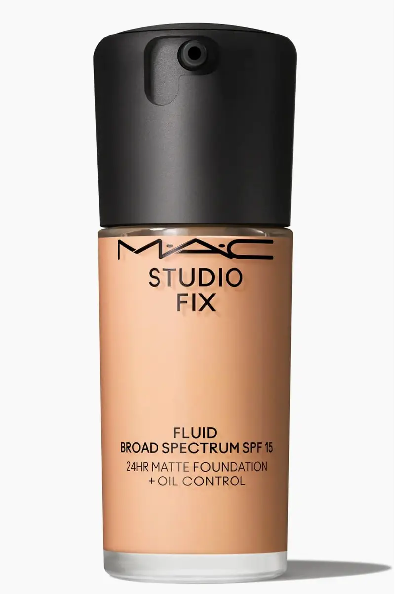 MAC Studio Fix Fluid SPF15 – Fond de Teint Matifiant 24H NW20 Beige