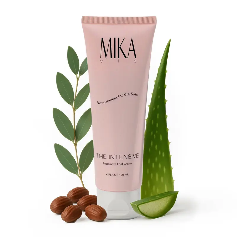 Mika Vie Crème Pieds – Hydratation intensive pour pieds secs et talons fissurés, 25% urée, vitamine E, karité & cacao – Non gras