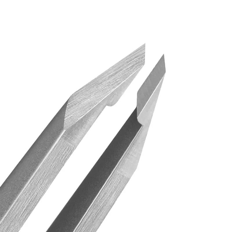 NILIYA Pinces à Sourcils — Précision 0,15 mm, Acier Inoxydable, Étui de Voyage (Argent)