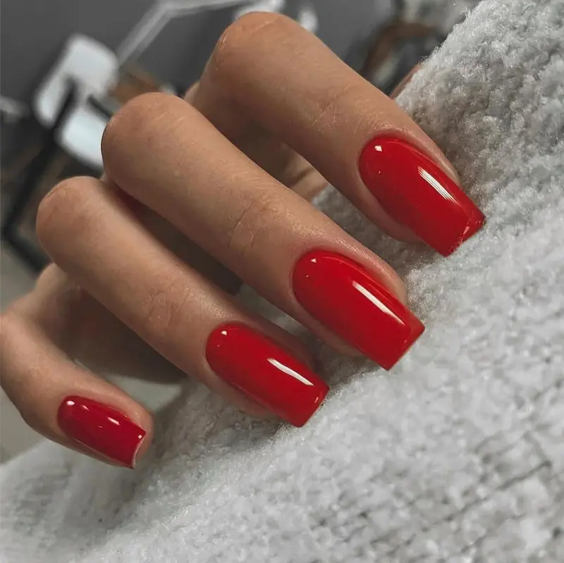 Ongles Press On Rouge XCREANDO — Carrés Moyens, Colle Gel, 24 Pièces