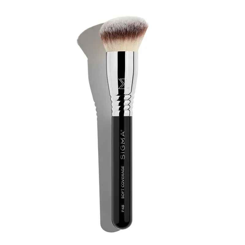 Sigma Beauty F48 – Brosse à Couverture Douce pour Fond de Teint