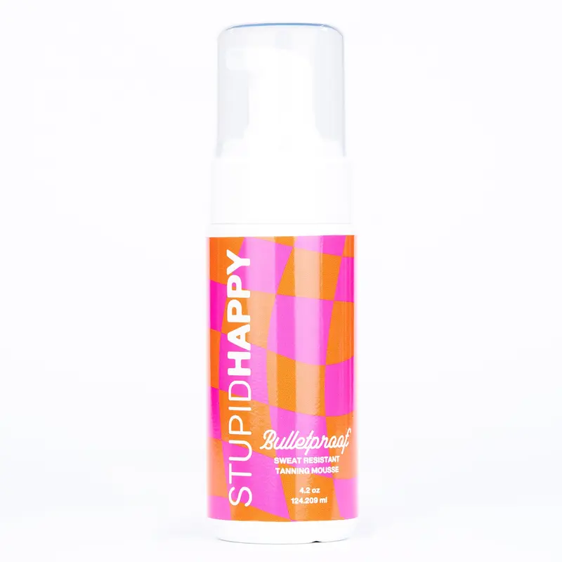 Stupid Happy Mousse Autobronzante pour Femmes – Sans Odeur, Sans Traces, Résistante à la Transpiration