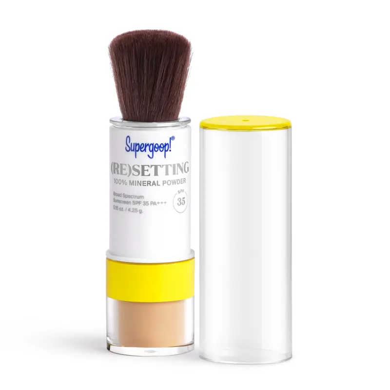 Supergoop! Poudre (Re)setting SPF 35 – Teinte Medium, Écran solaire minéral à large spectre, 0,15 oz, fini mat