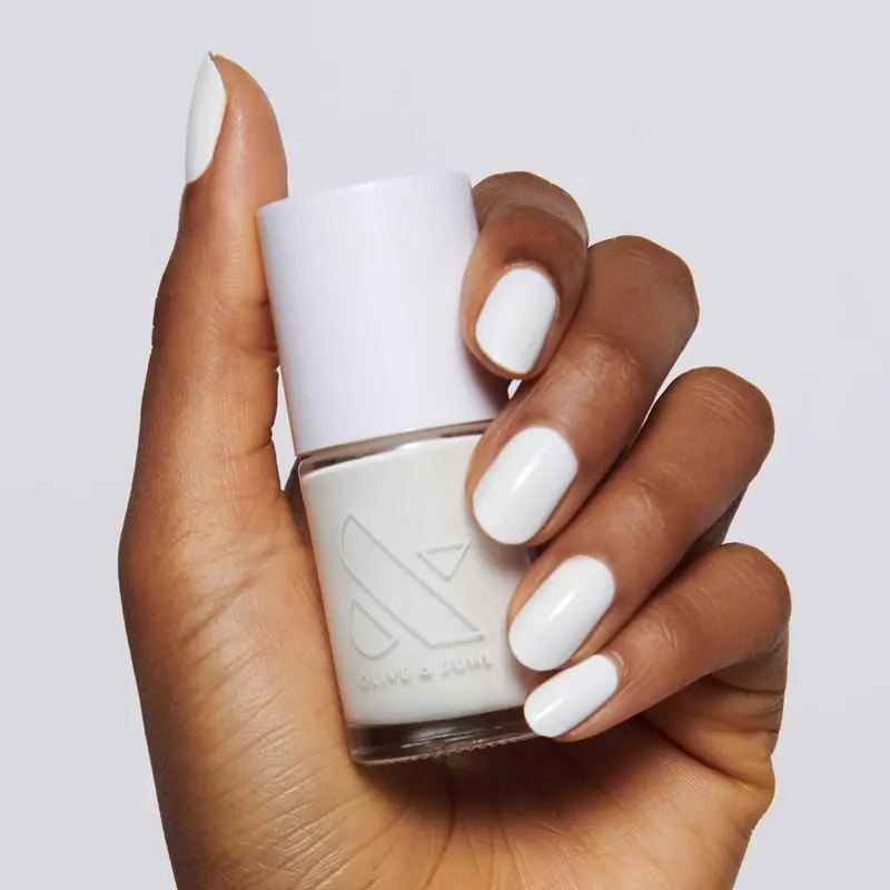 Vernis Olive & June Longue Durée – Finition Gel Sans Lampe, Tenue jusqu’à 10 jours | 15-free, Vegan & Cruelty-Free | HD Blanc Net